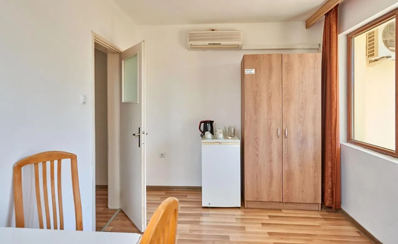 פרימורסקו Hotel Koral 2*,  בולגריה