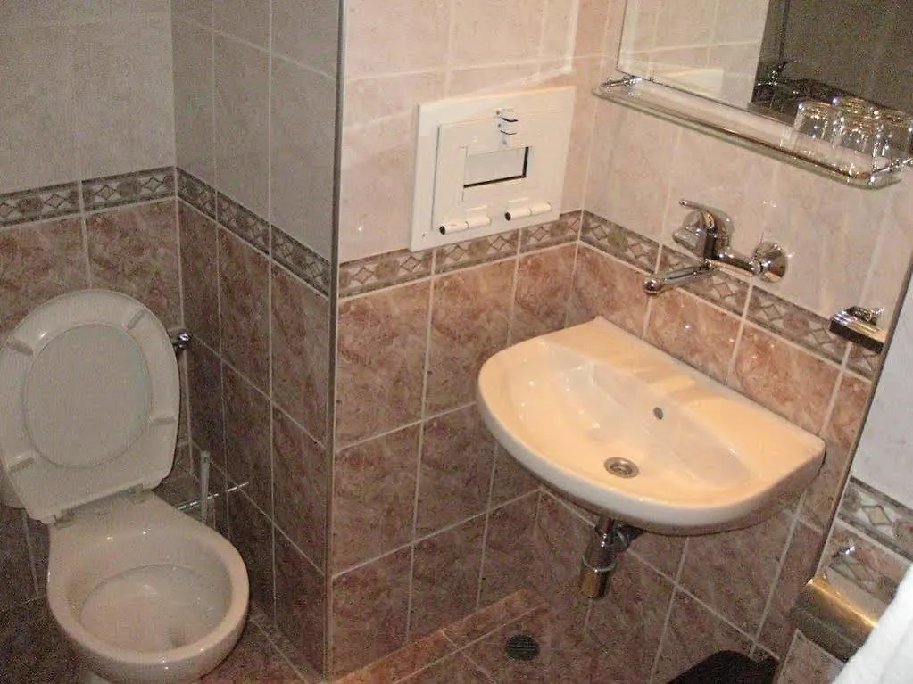 פרימורסקו Hotel Koral